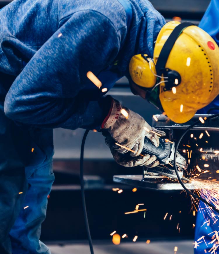 仕事を楽しむ人々のイメージ