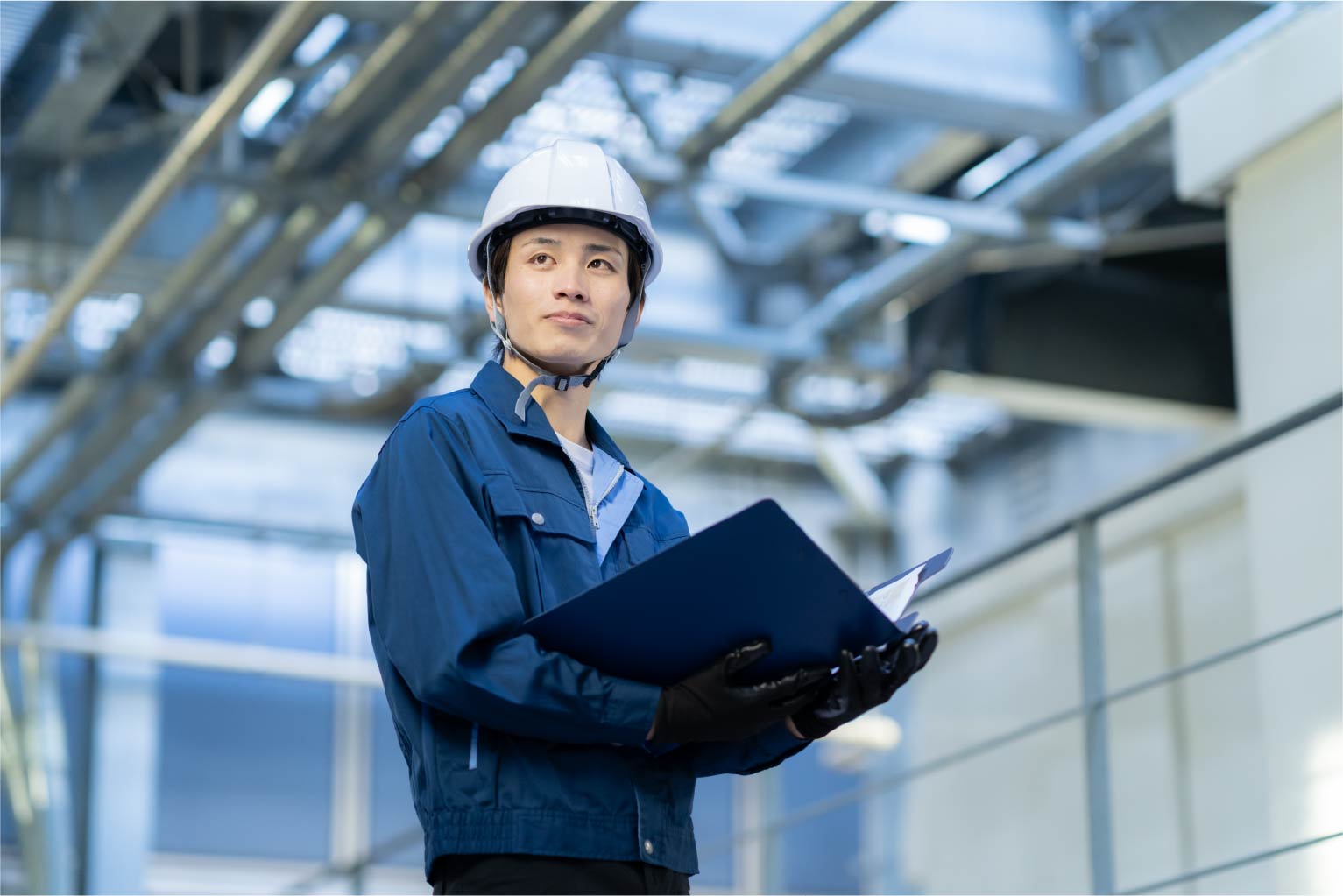 仕事を楽しむ人々のイメージ